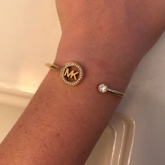 Michael Kors Bracelet - Picture 2 of 3